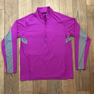 Women’s XL Under Armour 1/4 zip Pullover
